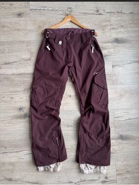 Nike Maroon Snow Pants with Cargo Pockets
